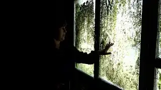 Астрахань: люди не покидают аварийное общежитие