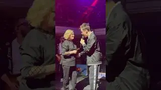 Антон Самойлов с родителями