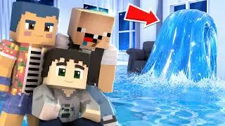 فلم ماين كرافت : الماء اغرق منزل زعرور مع كركور و دودو !!؟🔥😱
