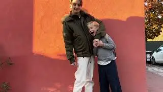 Отмечаю первую зарплату с семьей !