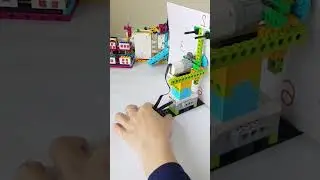 Clock Lego wedo 2 0