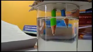 Electrolysis Of Water Experiment || Breakdown of Hydrogen and Oxygen || Electrochemical process