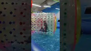 Guling guling di balon air 