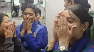 PERFORMING FOR CABIN CREW #cardmagic #magictricksvideos #cabincrew #illusionist