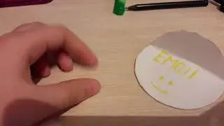 Открываем шарик Emoji