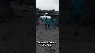 Wisata ke Batu Alien Jogya