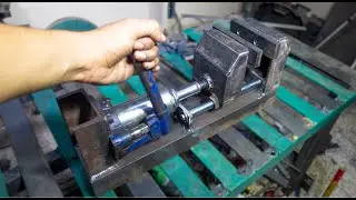 Hydraulic Vise from Bottle Jack