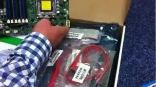 SuperMicro X8STI-F Unboxing