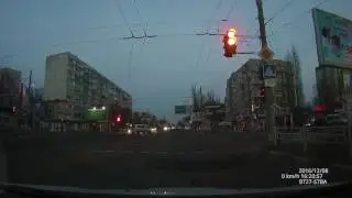Вот так ездят службы охраны на вызов