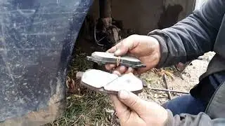 Замена стоек стабилизатора и передних колодки лансер 10.