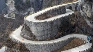 दुनिया की 10 सबसे खतरनाक सड़क | Top 10 Dangerous Roads in the World 2019