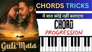 Mysterious chord progression on piano