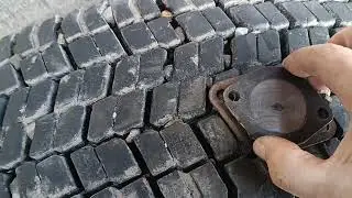Если выдавливает прокладку крышки шкворня КамАЗ.