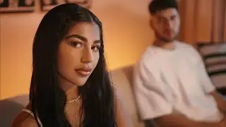 Feliccia - Bébé  (Clip Officiel)