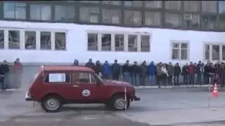 Супер дрифт 2!Полицейский разворот или разворот на 180 градусов, Super drift 2! Police turn!