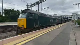 57605 Totnes castle and 57603 Tintagel castle fly through Twyford 5Z42 30/06/24 16:38pm