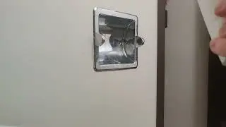 how to properly change your toilet paper roll in the bathroom