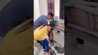 Aku kalau dirumah suka bantuin..