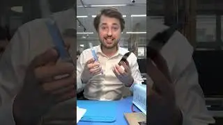 Питер Гриффин из Ниждисплей (ДК Станисла) меняет дисплей и динамик в отличном настроении.