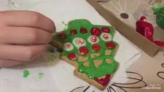 Розукрашиваем сладкие новогодние пряники)