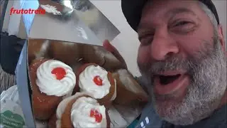 Νοστιμιες λιχουδιες και φρουτα σε προσφορα!