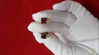 Золотые серьги с гранатом