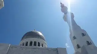 Replika Masjid Syeikh Zayed Abu Dhabi di Surakarta