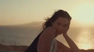 Seams Sunset Girl