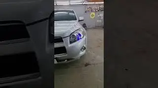 Установка дъявольских глазок на Toyota Rav4 Long #тюнингович #автосвет