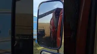 Как выгжает комбайн