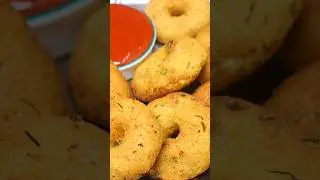 Full recipe in my channel 👌15 min Quick Crispy Vada #youtubeshorts #trending #meduvada #snacks