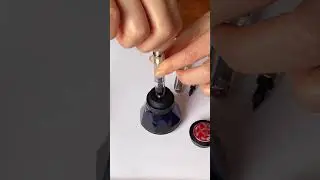 Заправка ручки TWSBI Diamond из чернильницы TWSBI
