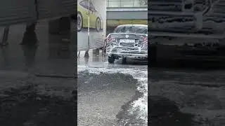 Прикол !! Мойка шваброй люкс)