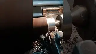 И снова точу палец навески ковша погрузчика...