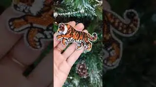 Брошь Тигр из бисера