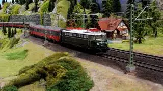 Trenini in mostra a carnate 2022 - Treni Austriaci