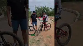 trek session no dh 🔥 a dupla trek 💀 #automobile #mtbbrasilia #bicycle #mountainbike #mtbtrilhasgerai
