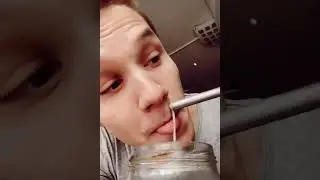 ТЫ МАЛОЙ, БАТЯ ГОНИТ САМОГОН...