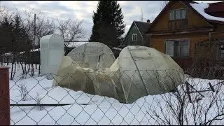 Весна: разрушительные последствия зимы (рухнул забор)
