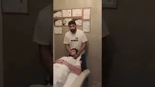 Мануальный прием в шейном отделе позвоночника (лежа) #врекомендации #массаж #реабилитация