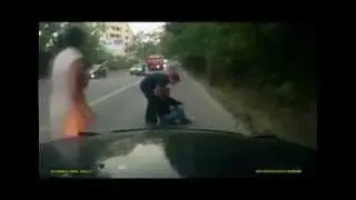 Бабы за рулём!!! Аварии