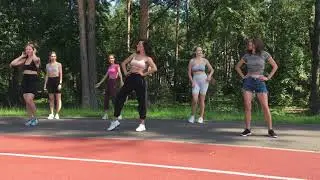танцы на улице, уличные танцы. Танцуем в парке. street dance in the park