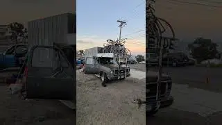 Красивые тачки на улице. Мексика