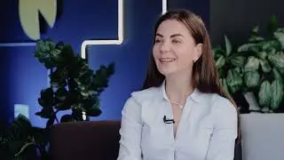 #HelloWomen Podcast | Cum e să treci de la tech la un job în IT și de ce schimbăm ora în telecom