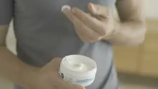 NIVEA SOFT: Revigorado e com pele ultra suave, sempre!