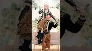 Couple romantis//Trending pose 🤣wkwkwk. #couple #wedding #viral #shortvideo #photography #prewedding