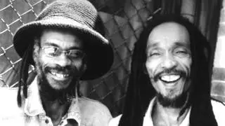ISRAEL VIBRATION - Love Makes A Good Man