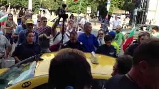 София - 25.07.2013 - Провокация на Мая Манолова към протестиращите или единственият 