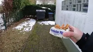 There is something wrong with this ashtray