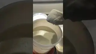 Sữa chua/ yogurt béo thơm .